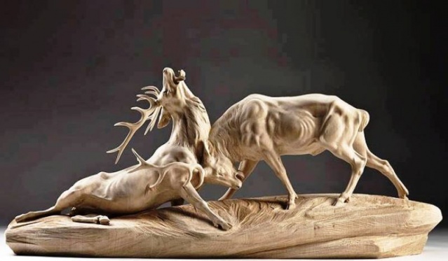 Ağaç Oyma İşçiliği ve Heykelleri