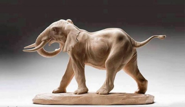 Ağaç Oyma İşçiliği ve Heykelleri