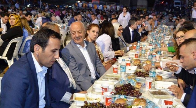 Ataşehir Ak Parti Ramazan Proğramı Fotoları