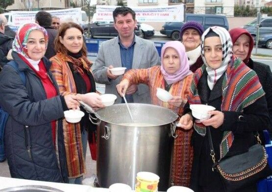 Ak Parti Ataşehir Çanakkale Anma ve Çorba Dağıtım Etkinliği