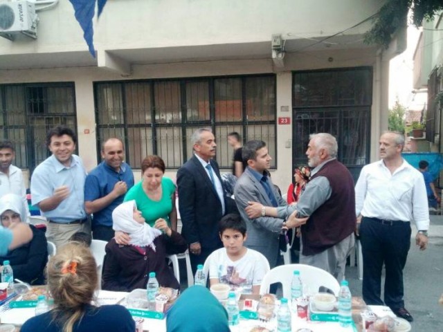 Ak Parti Ataşehir Yenisahra Sokak İftarı 2015