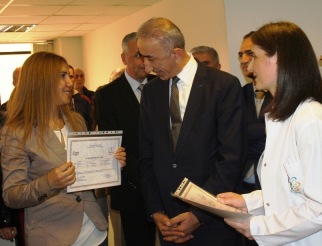 ATAMEM, ataşehir Belediyesi, Meslek Eğitim Merkezi Kursiyerleri, Sertifikalarını aldı