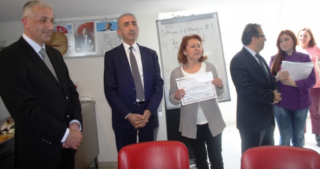 ATAMEM, ataşehir Belediyesi, Meslek Eğitim Merkezi Kursiyerleri, Sertifikalarını aldı