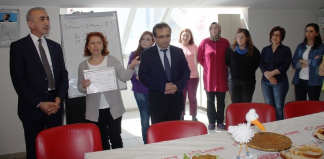 ATAMEM, ataşehir Belediyesi, Meslek Eğitim Merkezi Kursiyerleri, Sertifikalarını aldı