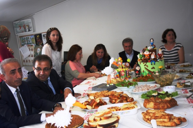 ATAMEM, ataşehir Belediyesi, Meslek Eğitim Merkezi Kursiyerleri, Sertifikalarını aldı