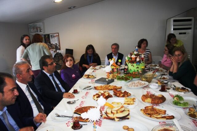 ATAMEM, ataşehir Belediyesi, Meslek Eğitim Merkezi Kursiyerleri, Sertifikalarını aldı