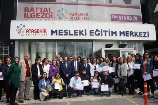 ATAMEM, ataşehir Belediyesi, Meslek Eğitim Merkezi Kursiyerleri, Sertifikalarını aldı