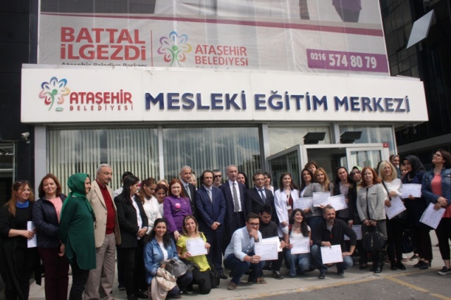 ATAMEM, ataşehir Belediyesi, Meslek Eğitim Merkezi Kursiyerleri, Sertifikalarını aldı