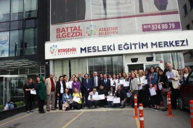 ATAMEM, ataşehir Belediyesi, Meslek Eğitim Merkezi Kursiyerleri, Sertifikalarını aldı
