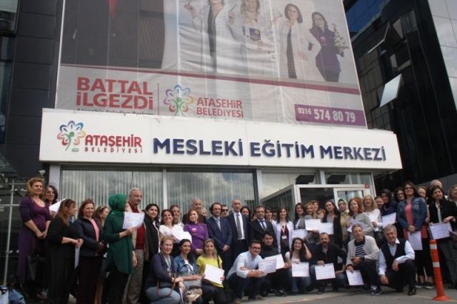 ATAMEM, ataşehir Belediyesi, Meslek Eğitim Merkezi Kursiyerleri, Sertifikalarını aldı