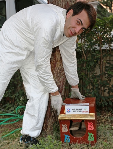 ATAŞEHİR BİL KOLEJİ ÖĞRENCİLERİ CAN DOSTLARINA SICAK YUVA YAPTILAR