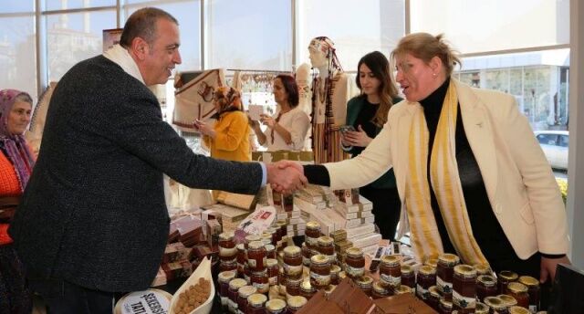 Ataşehirli Kadınların El Emeği Sergisi 2017