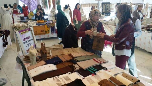 Ataşehirli Kadınların El Emeği Sergisi 2017