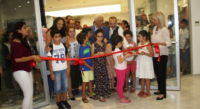 ATAŞEHİR’DE BİNLERCE ÇOCUK SANAT VE SPOR OKULLARINA KATILDI