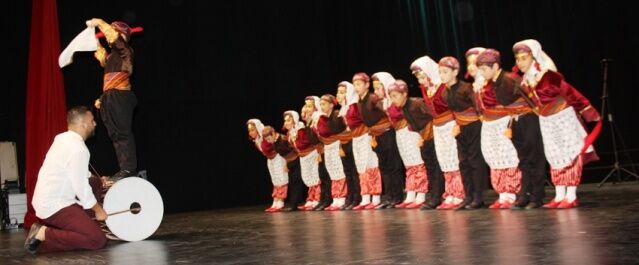 ATAŞEHİR’DE BİNLERCE ÇOCUK SANAT VE SPOR OKULLARINA KATILDI