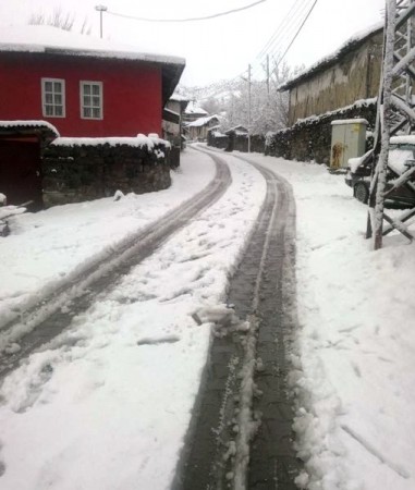 Ilgaz Çörekçiler Köyü 9 Nisan 2015 Kış Manzaraları