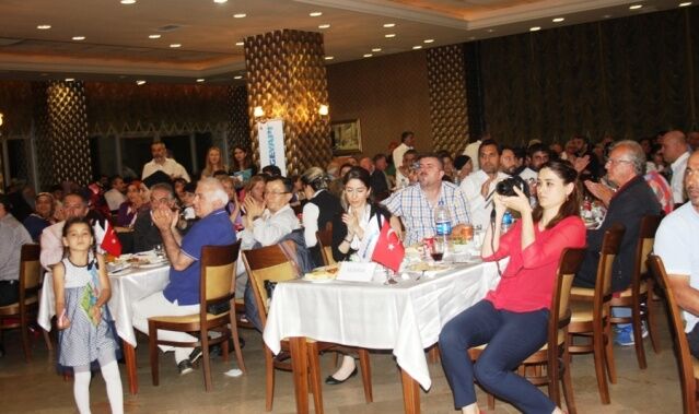 Ege Yapı Yenisahra arsa sahipleriyle iftar yemeğinde buluştu