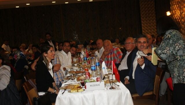 Ege Yapı Yenisahra arsa sahipleriyle iftar yemeğinde buluştu
