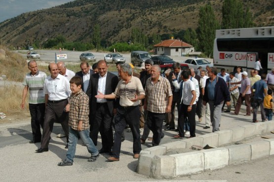 Gürsel Tekin, Kadir Gökmen Ögüt, Çörekçiler Köyü Z