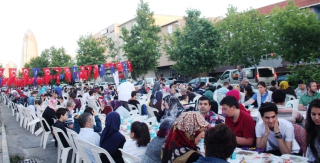 İBB, Ak Parti Ataşehir Yenisahra ve Barbaros Mahallesi Sokak İftarı 2017