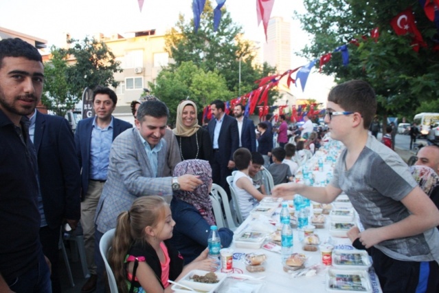 İBB, Ak Parti Ataşehir Yenisahra ve Barbaros Mahallesi Sokak İftarı 2017