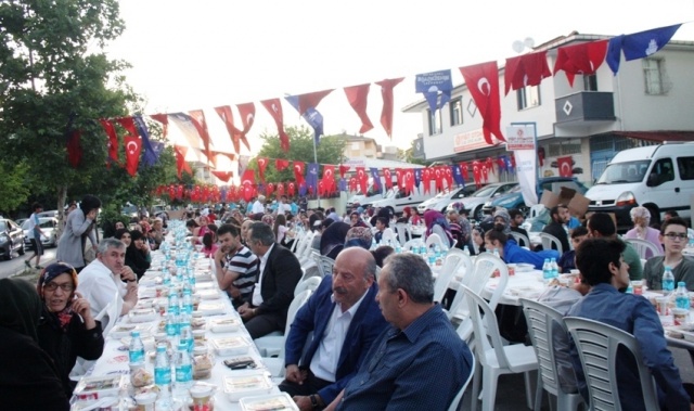 İBB, Ak Parti Ataşehir Yenisahra ve Barbaros Mahallesi Sokak İftarı 2017