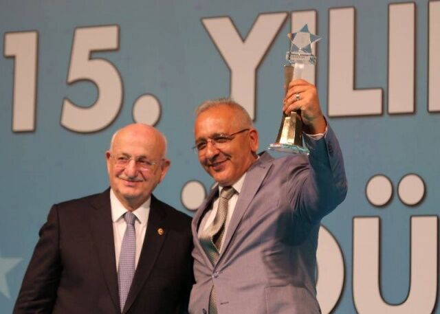 Çankırılı İşadamı, Kaptan Mustafa CAN İş Dünyası Onur Ödülünü Aldı