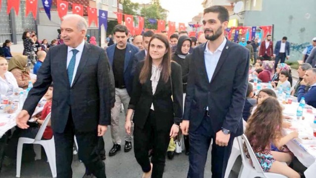 İBB Başkanı, Uysal Ataşehirlilerle Sokak İftarında Buluştu