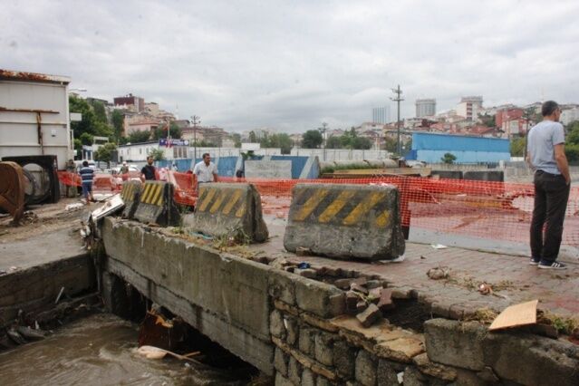 Ataşehir, Yenisahra, Ali Fuat Cebesoy Köprüsü Sel Baskını Fotoları 18 Temmuz 2017