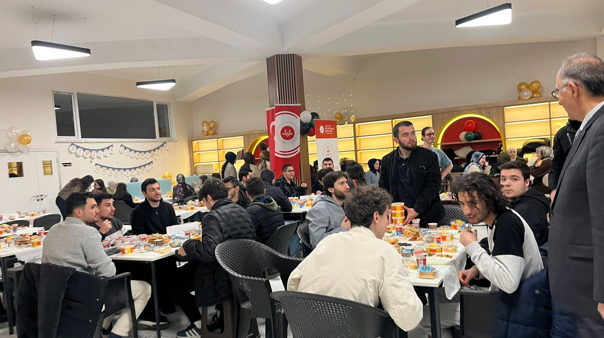 Ataşehir Medine Mescidinde Gençlik Merkezi Açıldı, 03