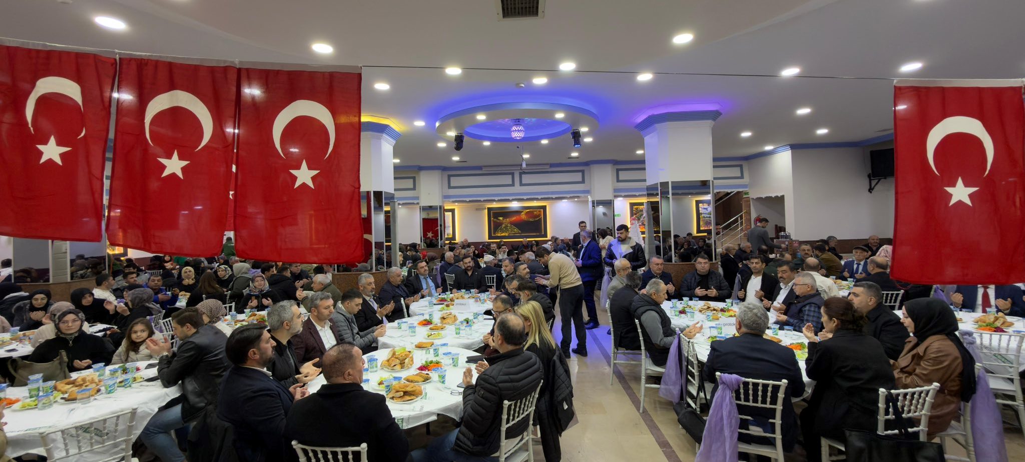 Ataşehir’de Sivaslılar Gönül Sofrasında Buluştu Burak Çiftçi İftar Davetine Katıldı