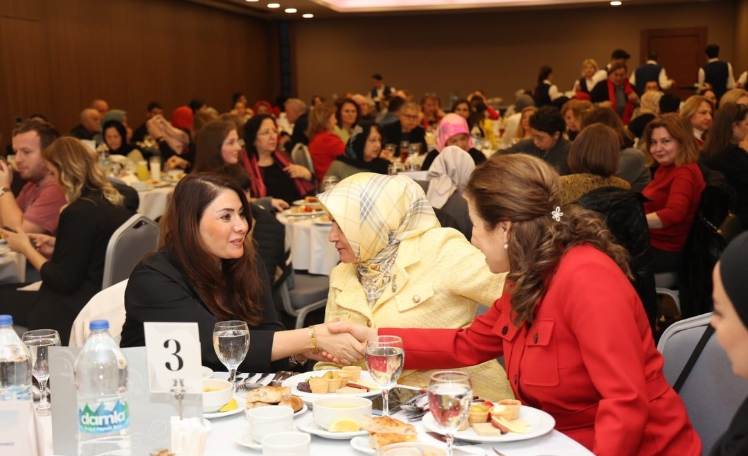 Ataşehir’de Tarih Yazan Kadınlara Vefa Halime Çavuş Ve Şerife Bacı Dualarla Anıldı