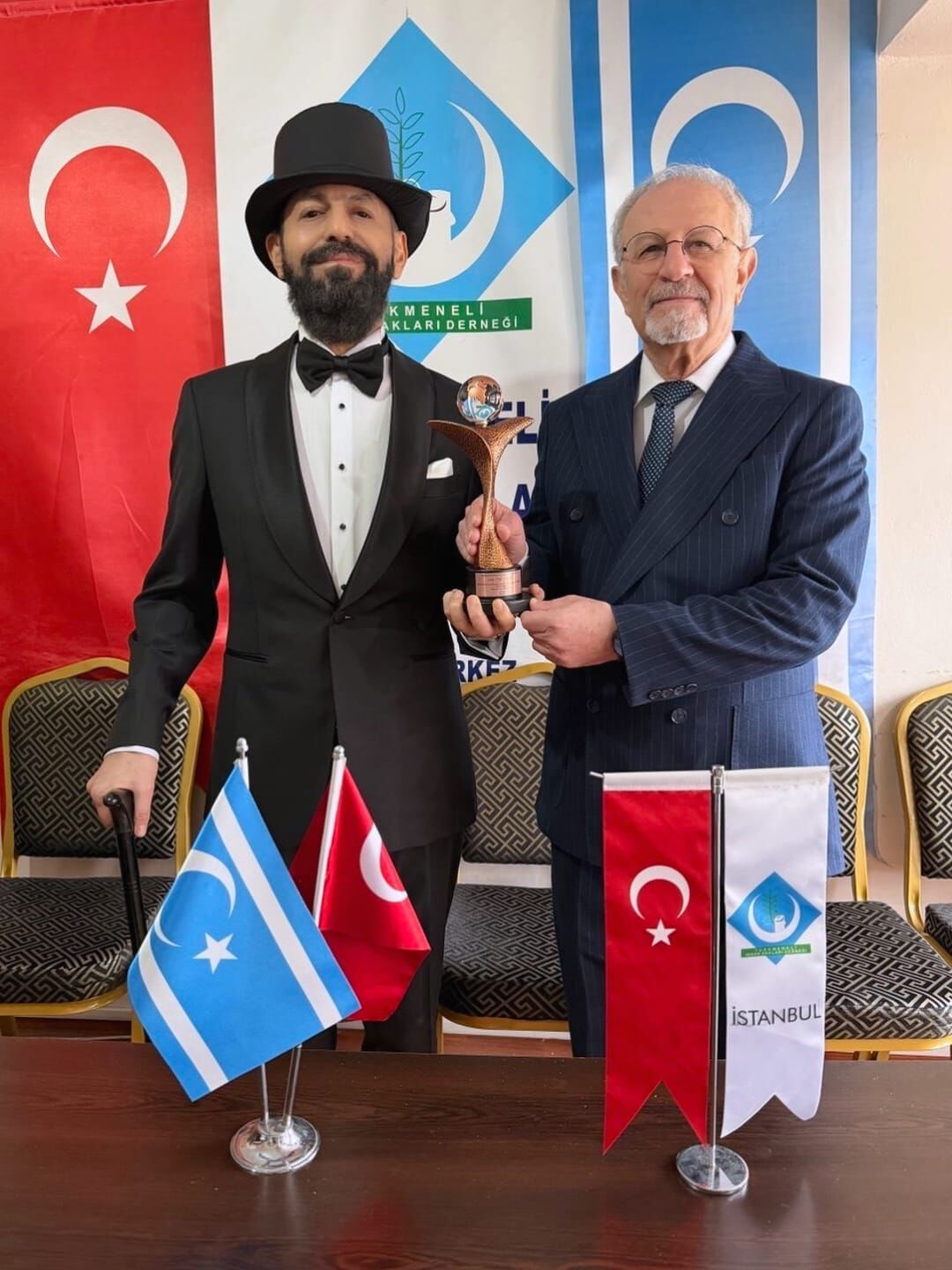 2Bf0B120 Fbbe 4B7E 9F4B 7Ff2652E6220-1