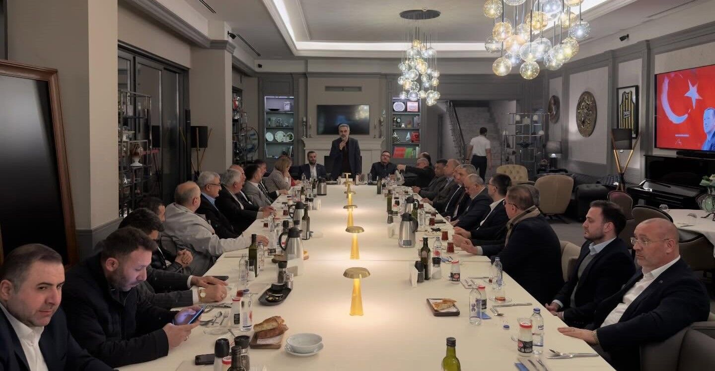 Ak Parti Ataşehir’den Birlik Ve Dayanışma İftarı Muhtarlar Ve Meclis Üyeleri Bir Arada (2)