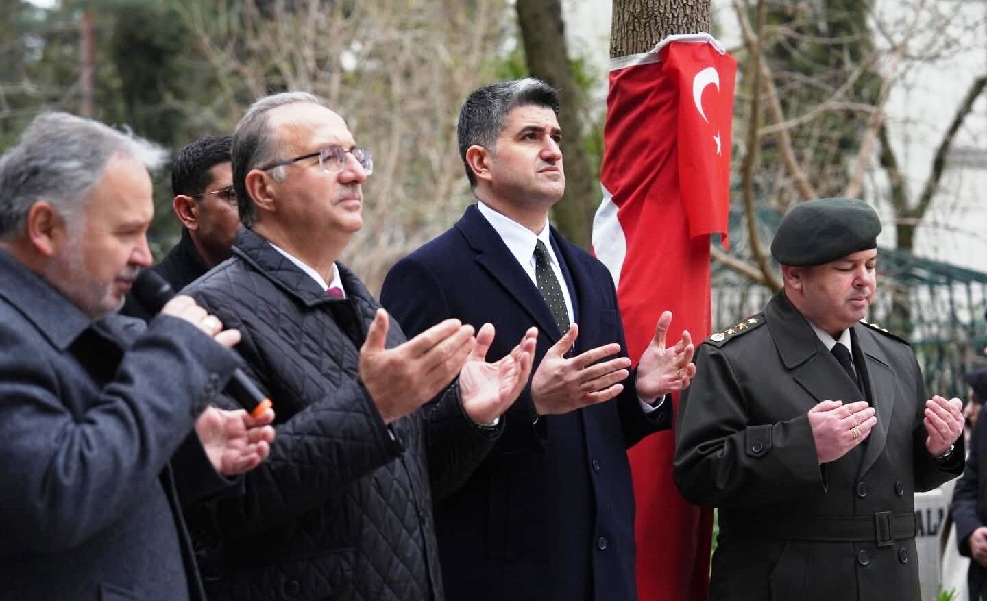Ataşehi̇r'de Çanakkale Zaferi̇ Ve Şehi̇tleri̇ Törenle Anildi,4