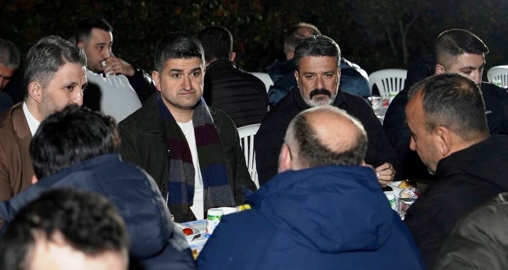 Başkan Onursal Adıgüzel Sahurda Taksici Esnafı Ile Buluştu,3