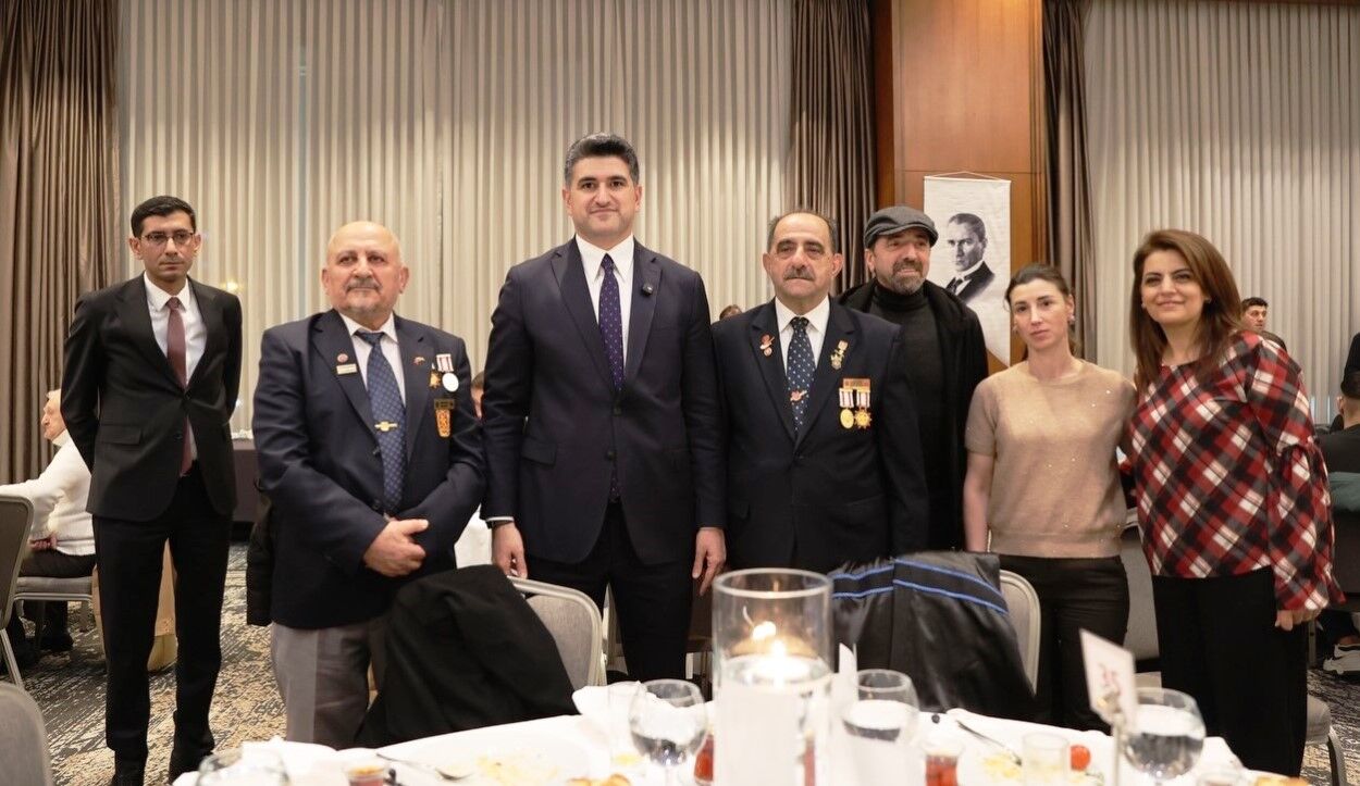 Başkan Onursal Adıgüzel Şehit Ve Gazilerimize Saygı İftarına Katıldı