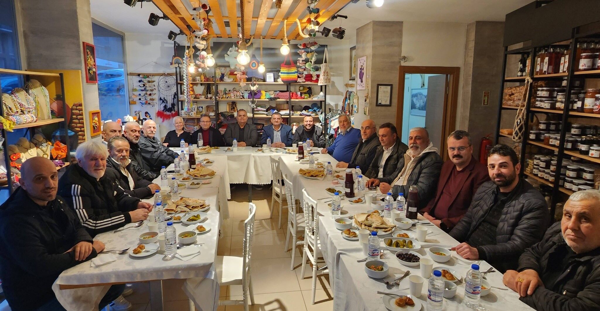 Maltepeli İş İnsanı Emrah Öncel, Dostlarını Gönül Sofrasında Ağırladı (2)