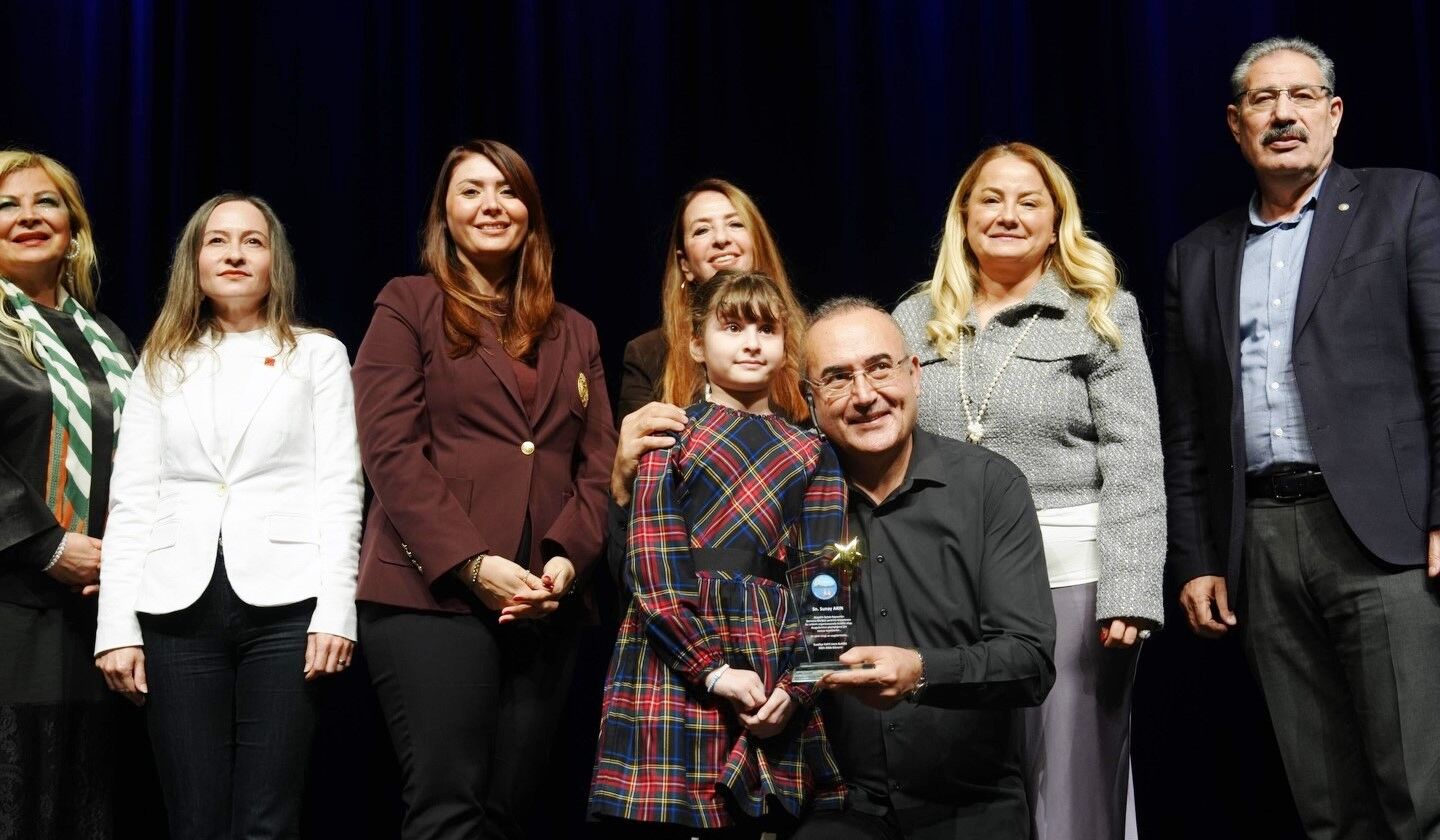 Sunay Akın Ataşehirlilerle Buluştu (3)