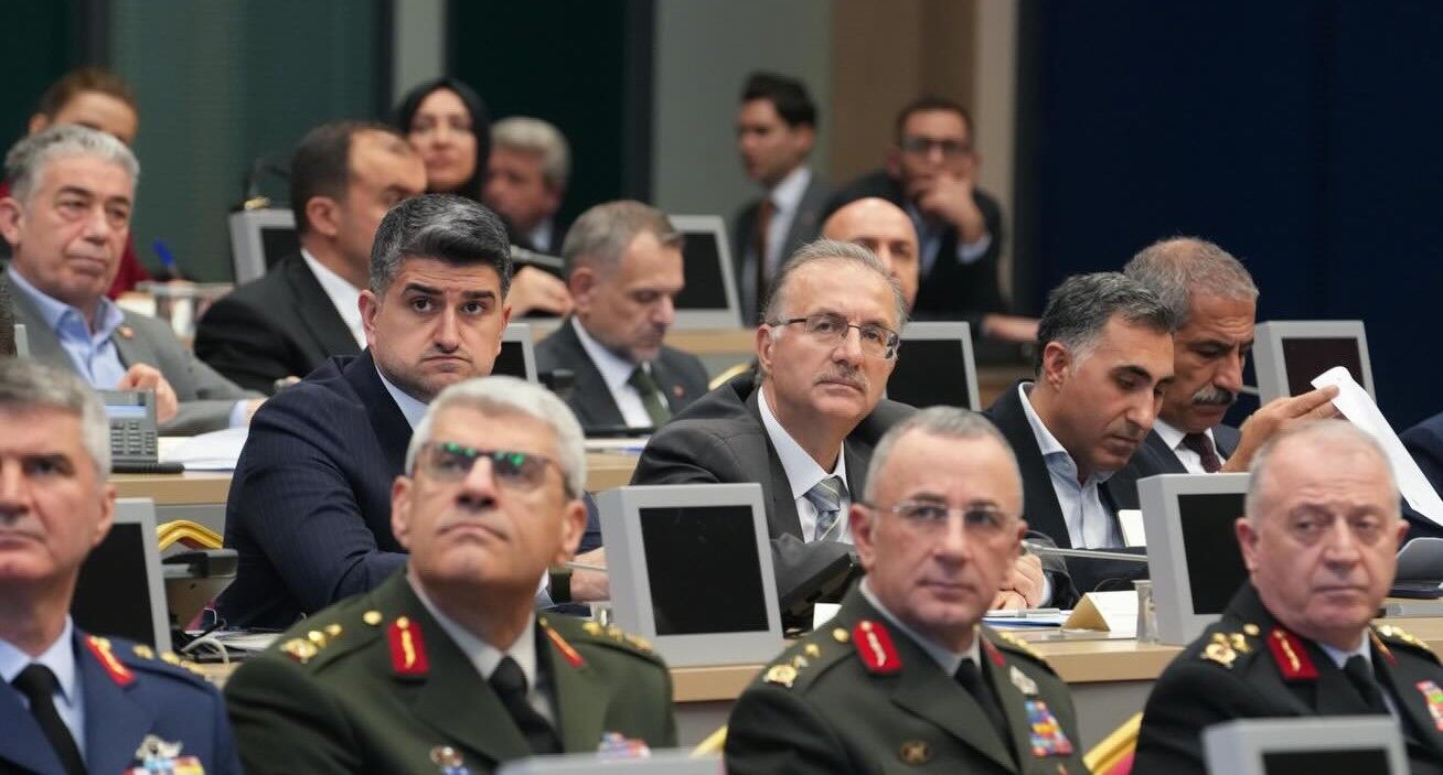 656856106 18547988266066791 318328261230557108 N