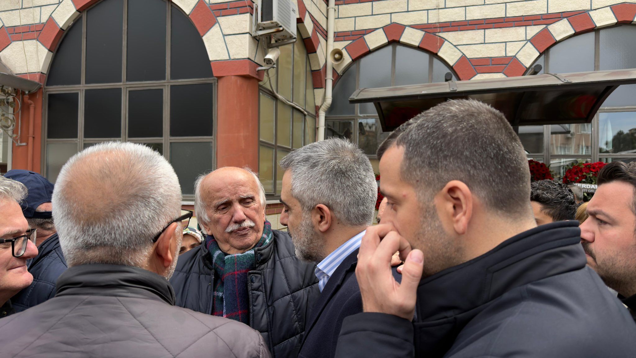 673800525 897879399932858 2388637971922986063 N