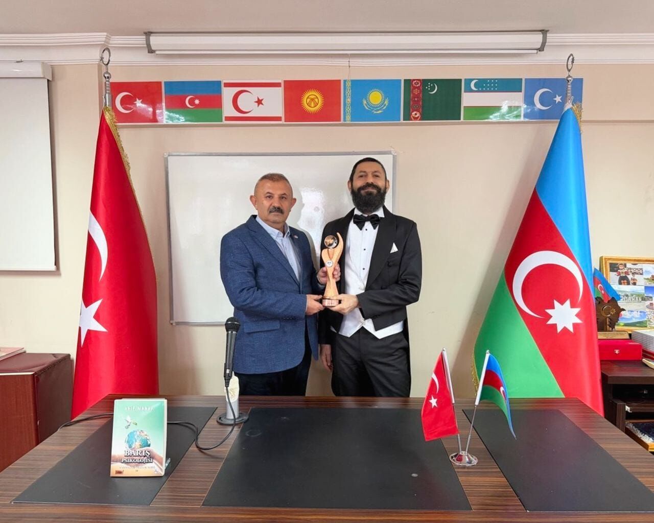 Abd31De4 214D 4B94 A451 88F8C97E9Aa6