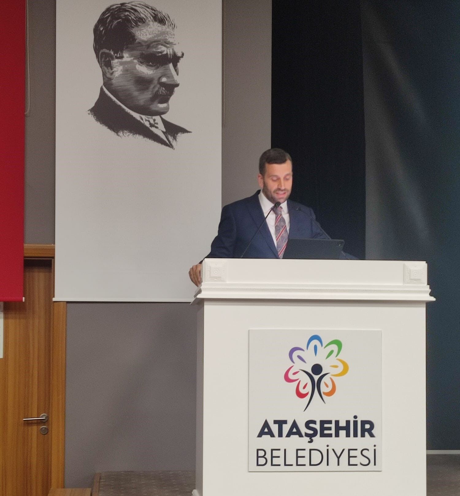 Ak Parti Ataşehir Belediye Meclisi Grup Başkanı Serdar Orhan Konuşması (2)