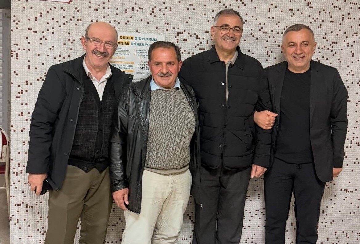 Ak Parti Ataşehir Teşkilatından Fetih Mahallesi Çıkartması (2)