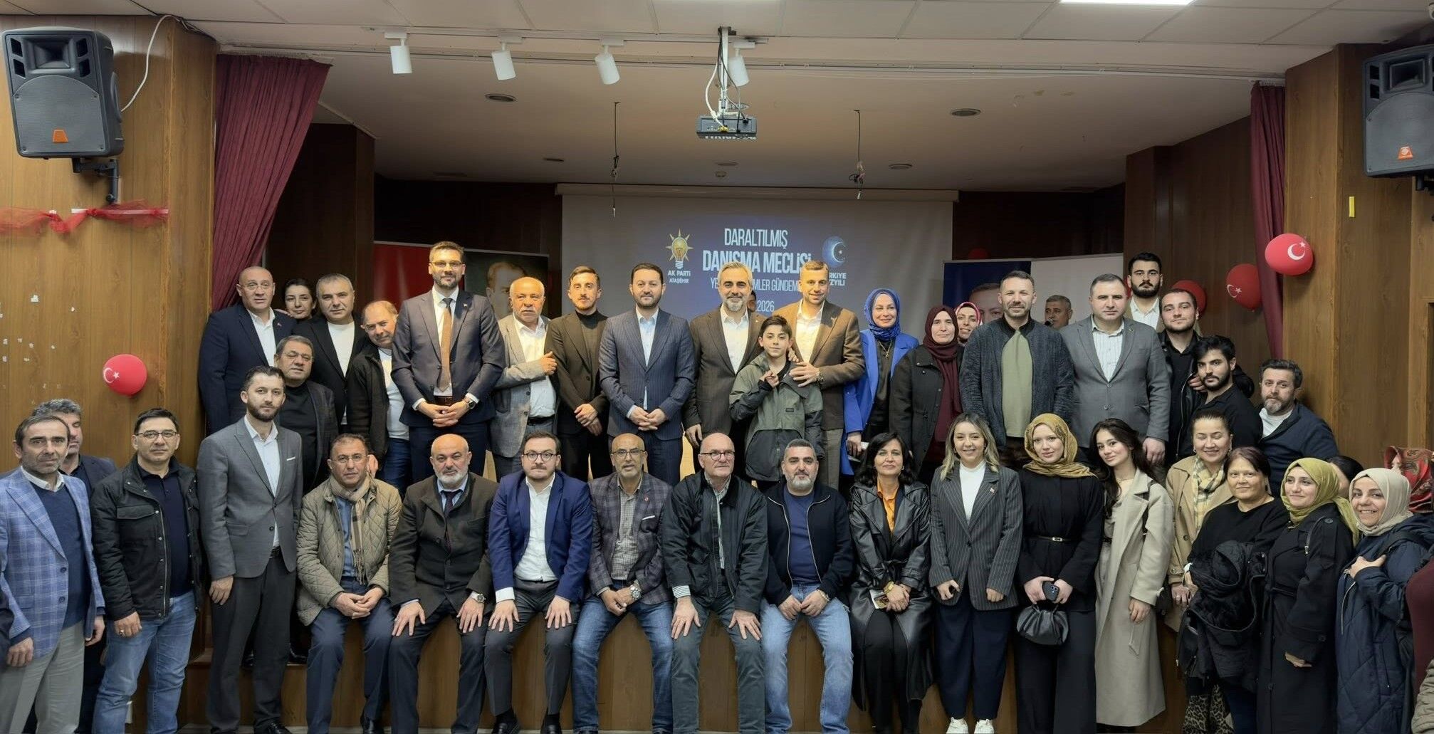 Ak Parti Ataşehir’de Yerel Yönetimler Çıkartması Türkiye Yüzyılı Hedefine Kararlı Adımlar (3)