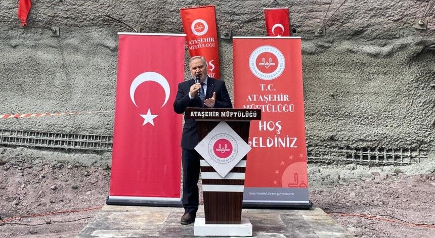 Ataşehi̇r İlknur Cami̇i̇’ni̇n Temeli̇ Atildi,4 Müftü