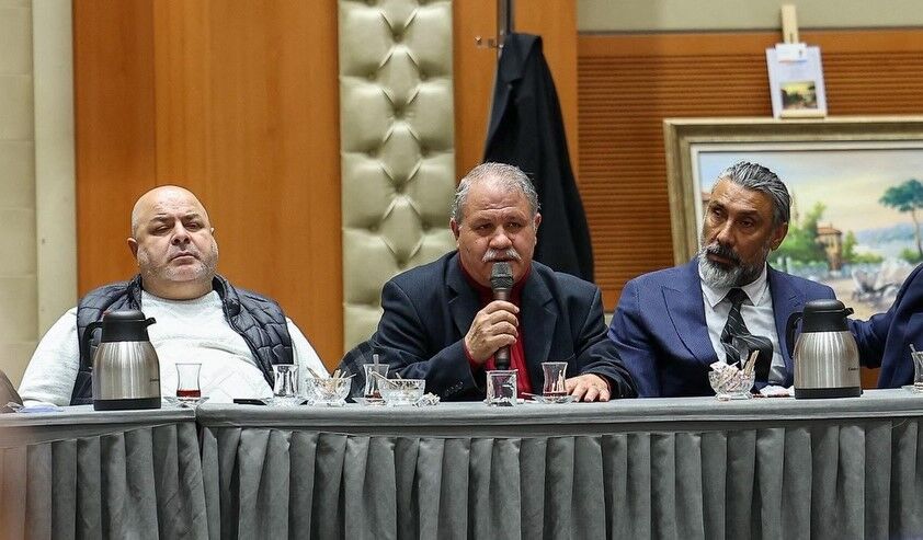 Bugün 8 Nisan Dünya Romanlar Günü (2)