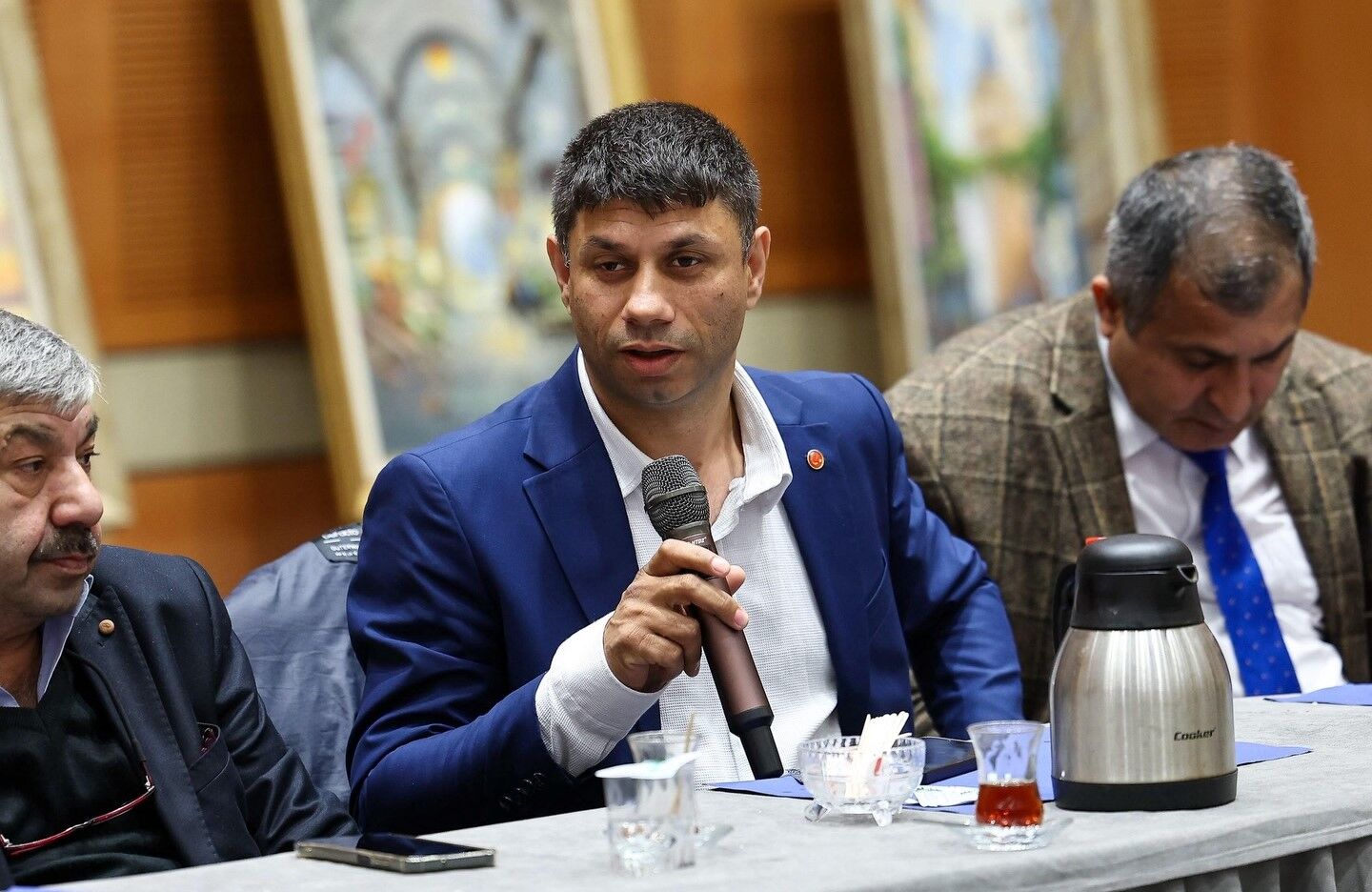 Bugün 8 Nisan Dünya Romanlar Günü (3)