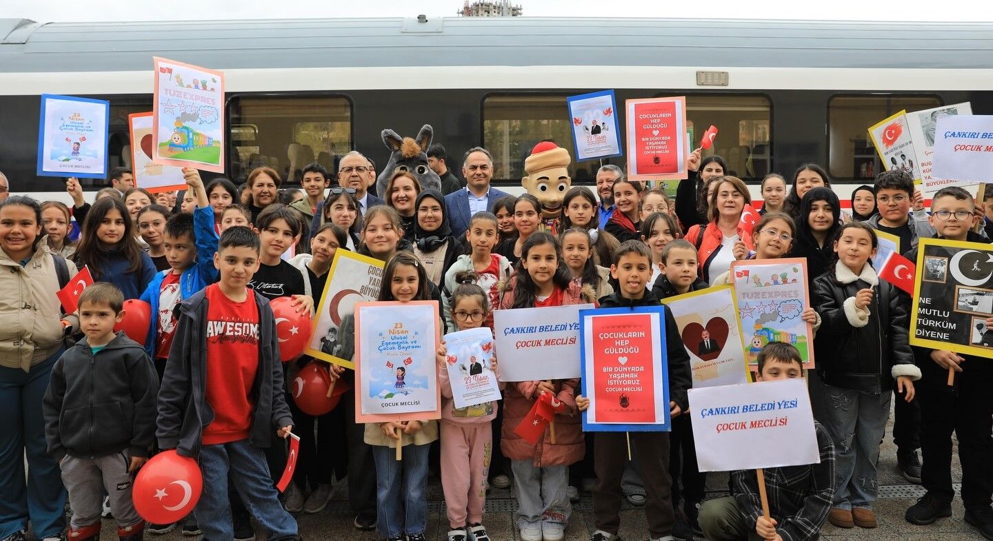 Turistik Tuz Ekspresi 2026 Sezonuna Çocuk Bayramı Coşkusuyla Başladı! (2)
