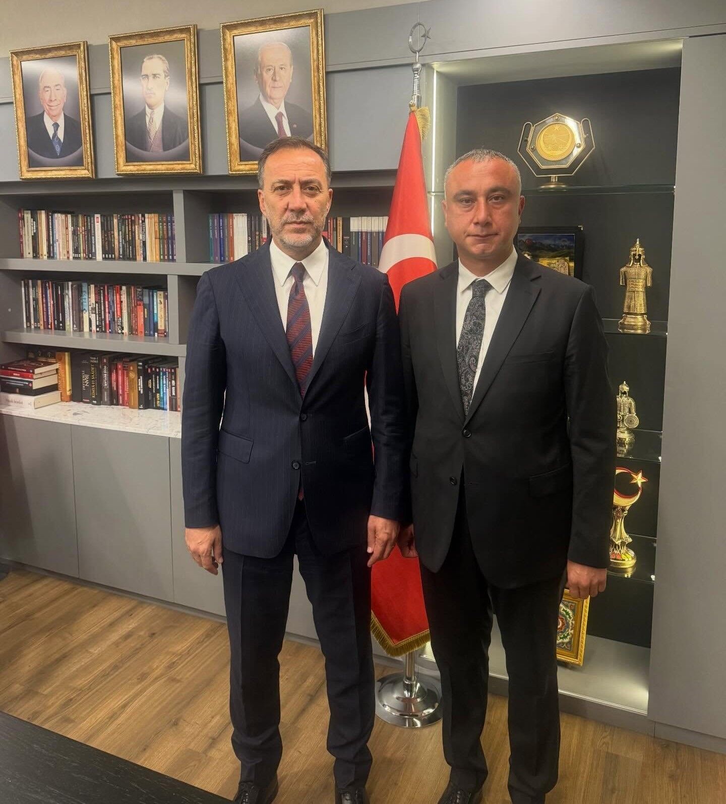 Hakan Arıkaya Mhp Ataşehir Ilçe Başkanı
